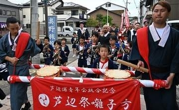 ［長崎県］囃子を奏でて安全祈る　壱岐・芦辺浦「ちんちりがんがん」