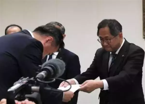 ［佐賀県］原油価格高騰などへの緊急対策求め申し入れ　県に県議会県民ネット会派