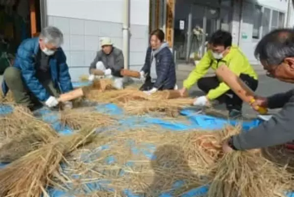 福岡・柳川市で新年準備へしめ縄作り