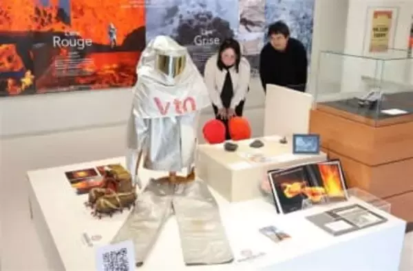 雲仙大火砕流で犠牲、仏のクラフト夫妻展「火山と共に生きたふたり」　長崎・島原で1月12日まで