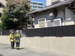 福岡市博多区吉塚で民家火災　30代男性を病院に搬送