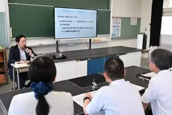 佐賀・鳥栖市の小中学校教職員がいじめ対応研修　弁護士が「スクールロイヤーの活用」呼びかけ