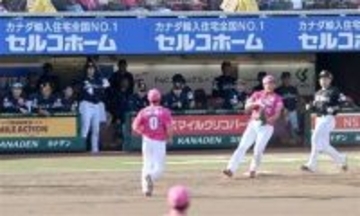 ソフトバンクホークス4連敗、4位に転落　逆転負けでついに借金1　スチュワート粘れず3失点