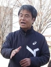 大牟田高校駅伝部、集団転校の逆境から名門復活目指すOB監督　選手の自主性重んじ「自ら考え練習」