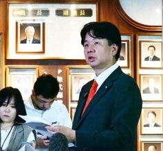 福岡県議会の蔵内議長の辞職勧告決議案提出　金銭授受疑惑告発の吉松県議、天国発言も批判