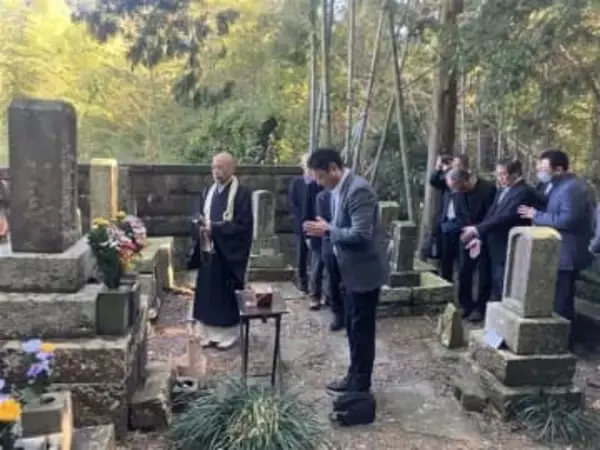 朝鮮外交に尽力した雨森芳洲 　長崎・対馬で没270年法要