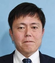 佐賀・鹿島市長選、元市議の稲富氏が立候補表明