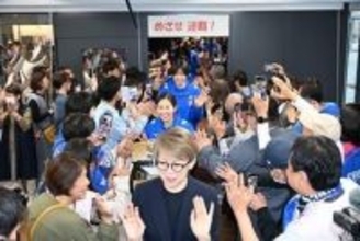 ［佐賀県］SVリーグ優勝のSAGA久光地元凱旋　「地鳴りのような」声援感謝　鳥栖にもファン結集、喜びの声