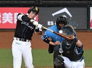 栗原、12球団最速20号　8試合ぶり一発