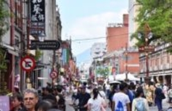 人気観光地、台湾・迪化街　“シャッター街”よみがえらせたキーマンと移住者の息吹