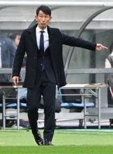 J1アビスパ福岡、金明輝監督が続投　就任1年目で首位浮上も経験