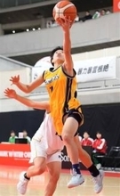 守備から流れ、東海大福岡が逆転勝利　全国高校バスケ