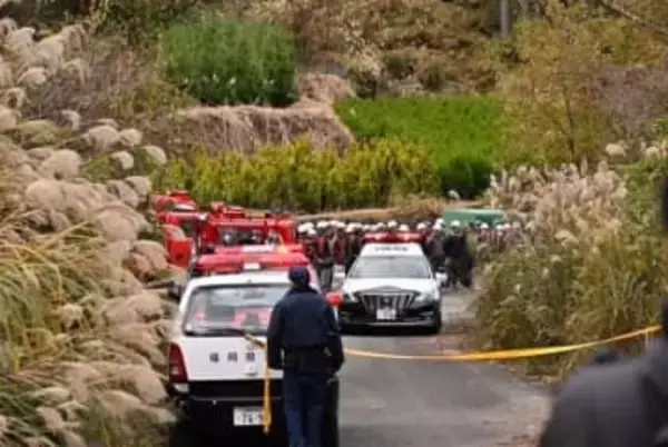 福岡県の山中に小型機墜落　大分・日田市　緊迫現場は県境、　消防、警察から25人出動