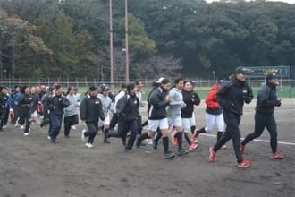 ソフト女子日本代表が小中高生指導　上野由岐子投手「レベル高い」　長崎・大村市