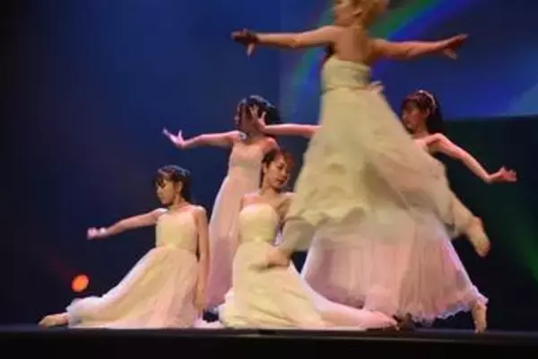 ［長崎県］40周年　節目のダンス公演　平戸市「大塚ヘルシーサークル」　3歳～80代の80人　観客500人魅了