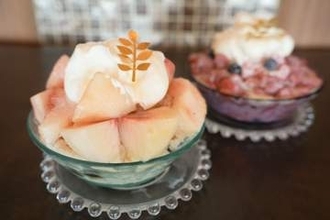 ごろッと乗ったフルーツが主役！おしゃれ空間で贅沢かき氷を味わうご褒美時間♪|鳥取県米子市