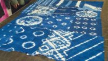 明治3年創業、伝統の藍染めを続ける「天野紺屋」。世界に一つ、美しく染め上げるＴシャツづくり体験も！｜安来市