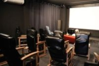 【鳥取市にミニシアター完成】映画好きの憩いの場「シネマドア」で映画を見てきた！