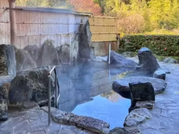 日本三美人の湯、湯川温泉を満喫する温泉宿。日帰り入浴や、サウナも充実！｜島根県出雲市