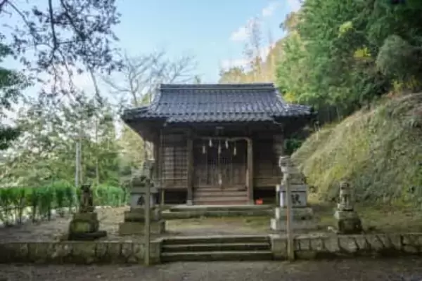 2026年・午年に訪れたい！全国で2体だけの貴重な石馬がある神社。町なかに点在する“石馬さん”探しも楽しい｜鳥取県米子市