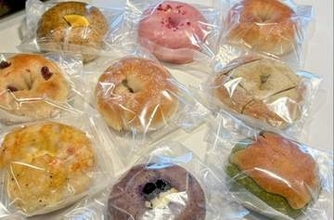 むっちりもっちり食感をお家で！人気パン屋の大人気ベーグルが通販で購入できる！？焼きたてを急速冷凍してお届け♪