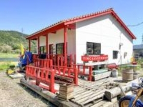 パスタもケーキも驚きのお値段！自然と看板ヤギが出迎える隠れ家カフェで癒されてみては？