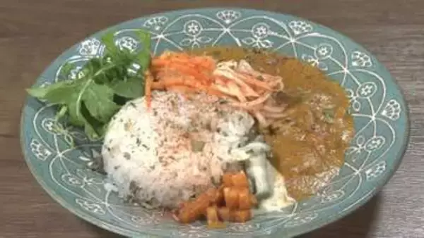 昼から沼る魅惑のスパイスカレーをいただく！隠し味やこだわりに注目♪|島根県松江市