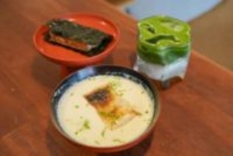 冬限定あまじょっぱい「白いおしるこ」が登場！点てたての本格的日本茶が味わえる和モダンなカフェ｜鳥取県若桜町