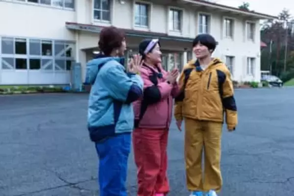 ガンバレルーヤまひるが20年ぶりに故郷の恩師に再会！怖い先生に激怒された思い出の事件を謝罪｜鳥取県大山町