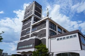 15年ぶりに復活した映画館！移住者のオーナーがフィルムに込める想いとは|益田市