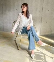 春に大活躍のデニムパンツ！自分好みのコーデを見つけてみては？