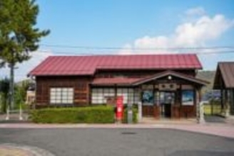 小さな無人駅がライダーの聖地に！地元ライダーがおすすめする隼駅周辺スポット＆ツーリングコースまとめ｜鳥取県八頭町