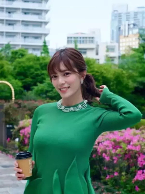 「反則のヤツやん」テレ朝三谷紬アナ〝攻めすぎスカート〟ショットが話題「横顔も太腿もいいネ」「上着短か」