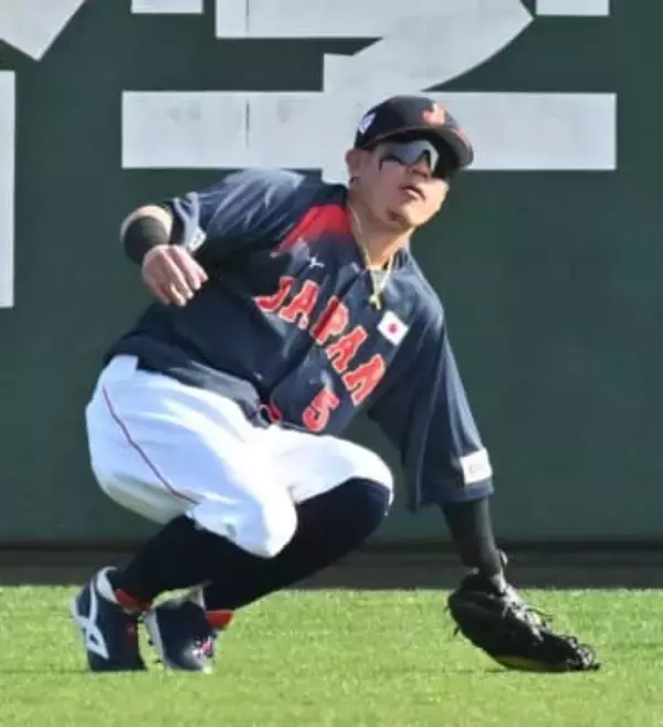 昨年は二塁でGG賞…　侍ジャパンの〝万能侍〟ソフトバンク牧原大成が中堅でスーパープレー！【壮行試合】