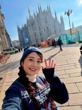 「少し早めに夏してきました」新婚のTBS日比アナ〝海辺で透け感〟私服姿に「いい表情してる」「天使かと」の声