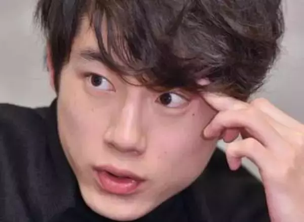 「寂しそうな感じ」〝雰囲気一変〟坂口健太郎、最新プライベートショットに「お兄さんが愛でてくれて…」「色気ダダ漏れ」の声