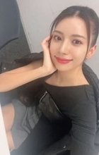 上半身〝ノーガード〟現役女性社長、藤渡小百合の大胆〝バックショット〟に「たまらないよ」「凄く惹き込まれてしまう」反響の声