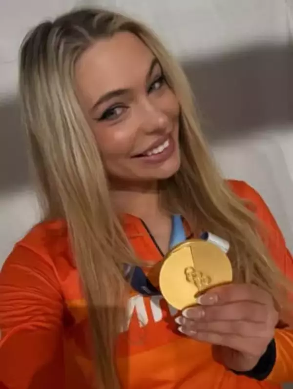 開会式欠席⇒金メダル！〝超ラグジュアルプライベート機〟帰国ショットのユッタ・レールダムに反響「金持ってて強いタイプの漫画の登場人物みたい」