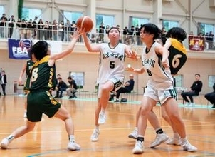 「大事な試合で結果を出せた」3点シュートさく裂13本　筑紫女学園が中村学園に快勝　悲願のウインターカップへ「ここからが勝負」【福岡県予選】