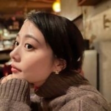 昨年人気俳優と電撃婚…冬に第1子出産予定、「国宝」出演33歳女優〝大きなお腹〟姿にファン驚き「あまり無理はしないで…」「幸せそう」