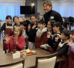 「楽しい時間というのはあっという間に過ぎますね」ソフトバンクOBの内川聖一氏が多世代交流イベントで感謝の笑み