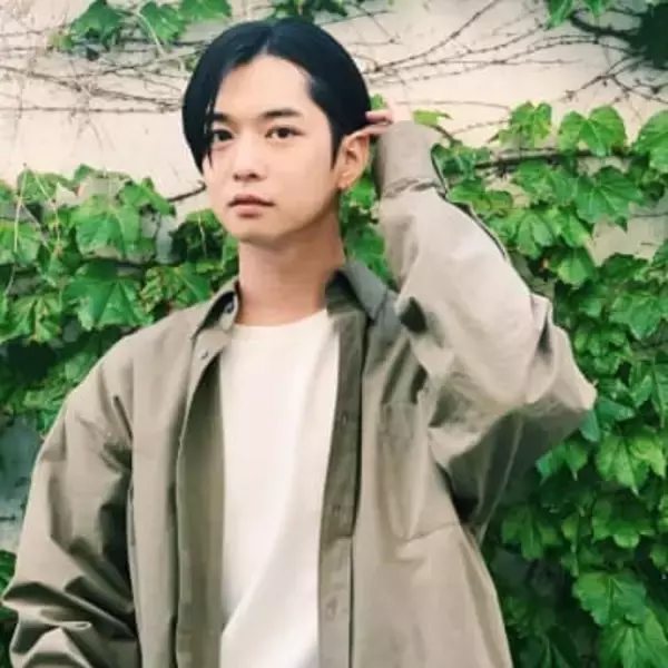 「え…何があった⁉」「完全に別人」〝激変〟千葉雄大の近影に騒然「だいぶ変わってて驚いてる」「これはこれで良い」「親しみやすくて好き」