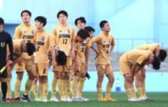 初出場の九州文化学園は歴史的初陣も完敗…元Jリーガー有光亮太監督「1点も取れなかったことが何よりも悔しい」【全国高校サッカー選手権】