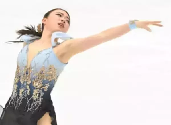 「スポーツ界のお2人が…」異競技選手同士〝親密デート姿〟に驚きの声…紀平梨花〝顔寄せショット〟に「知らなかったからびっくり」「ナイスペア」反響続々