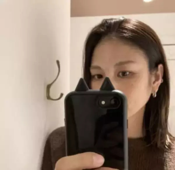 ステージ4がん公表…闘病のすえ47歳で逝去…モデル古谷恵さん〝貴重な夫婦ショット〟に惜しむ声続々「あまりに早すぎる」友人ミュージシャンが紹介