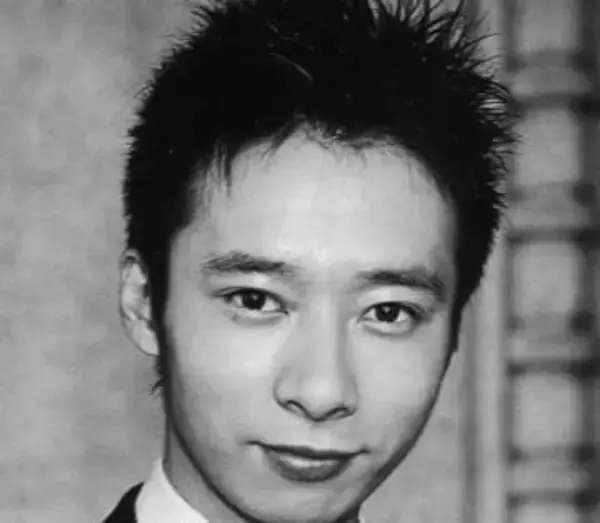 「日に日に若返りよる」51歳いしだ壱成〝すっきりヘア〟ショットに反響「フサフサになって良かったよ」「爽やかでますますお若く」