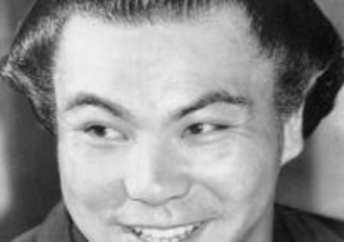 「初めて見た‼」父は大横綱・千代の富士！39歳長男〝父譲りの男前〟ショットに「雰囲気似てる」「千代の富士親子素敵」妹はモデルとして活躍