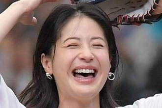 「何してんすか？」「ポムポム若菜」松本若菜〝ツッコミどころ満載〟オフショット公開に「本人なのかおこんなのか…」「チョイスの写真ツボです」