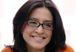 「細くや綺麗より私は強く」アンジェラ・アキ〝圧巻の筋トレ〟姿に反響「おぉ！力強い」「マッチョになれそう」