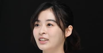 「母性に目覚めました?」森七菜〝母の顔〟赤ちゃん抱っこ姿に反響「赤ちゃんも懐く可愛さ最高」